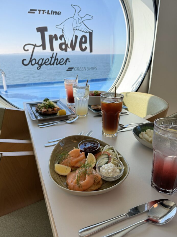 Essen mit Meerblick