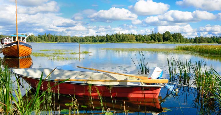 DE-Angeln-in-Schweden-Boot-768x400.jpg