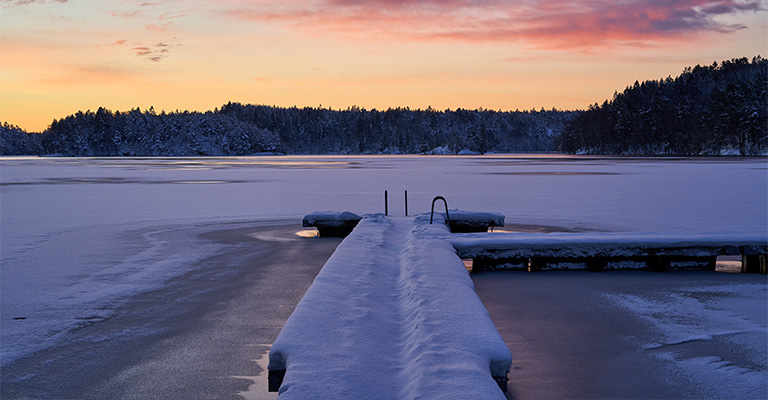 Pomost nad jeziorem Wener