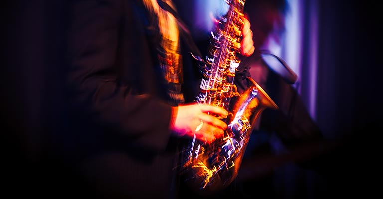 dźwięki muzyki na żywo