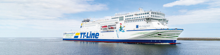 EN-contact-TT-Line-ferry-Peter-Pan-green-lighthouse