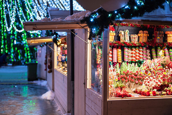Stand auf dem Weihnachtsmarkt